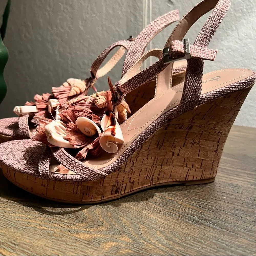 Charles by Charles David cork wedges 🌺 straw & shell embellishments 🌺 8.5